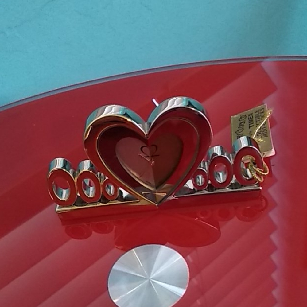 Collectible Mini-Clock 🕰️💖 - Picture 4 of 7